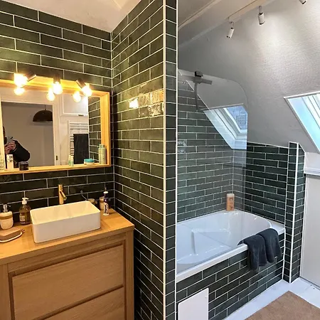 Maison Chaleureuse A Avec Vue Sur La